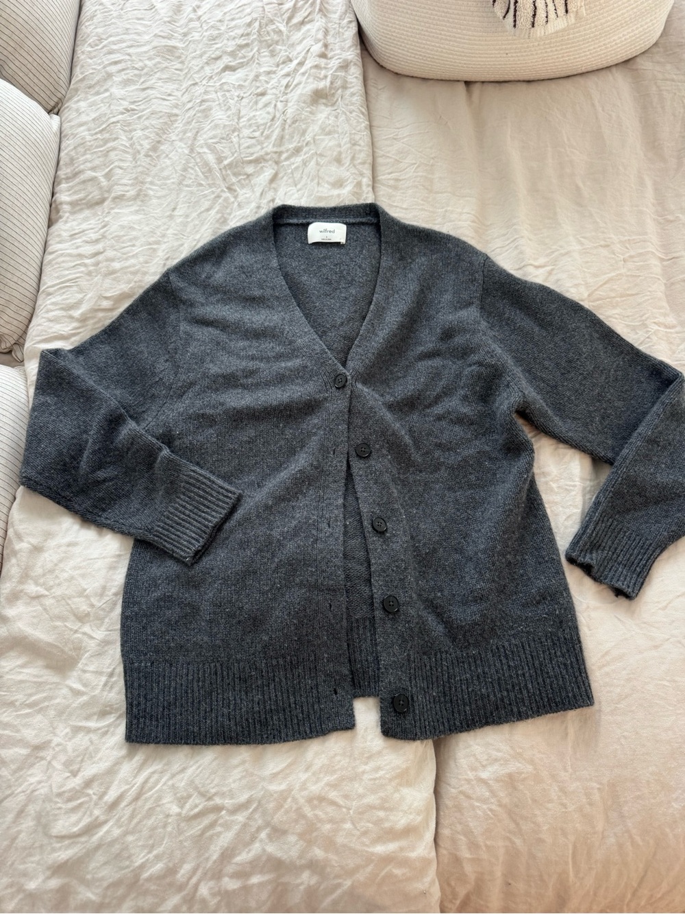 Wilfred Cashmere V-Neck Button Cardigan Sweater - Women